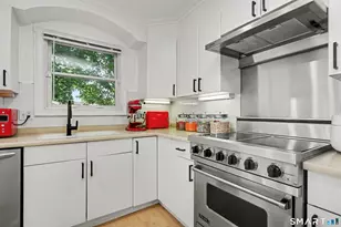 4 Mark Dr, Norwalk, CT 06851 - Photo 12