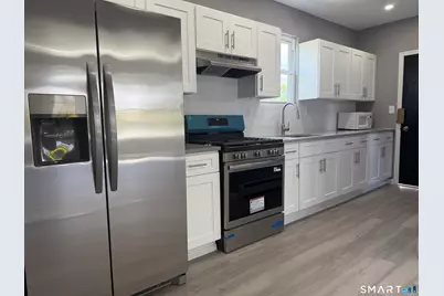 220 Newbury Street, Hartford, CT 06114 - Photo 4