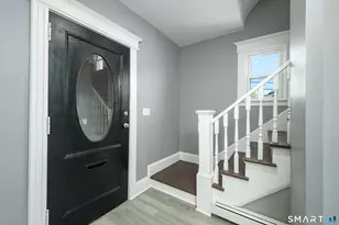 220 Newbury St, Hartford, CT 06114 - Photo 2