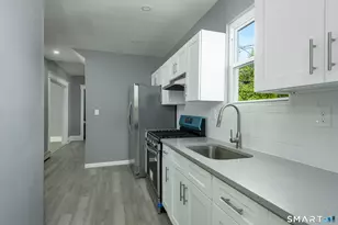 220 Newbury St, Hartford, CT 06114 - Photo 14