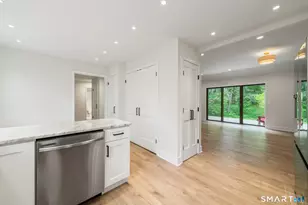 132 Heritage Vlg, Southbury, CT 06488 - Photo 6