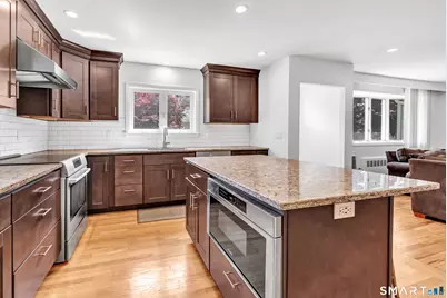 46 Waller Road, Bridgeport, CT 06606 - Photo 10