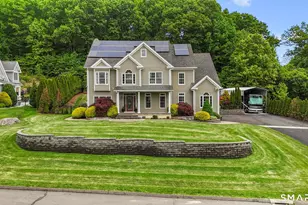 38 Bonna St, Beacon Falls, CT 06403 - Photo 2