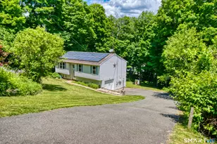117 Melbourne Ct, Naugatuck, CT 06770 - Photo 2