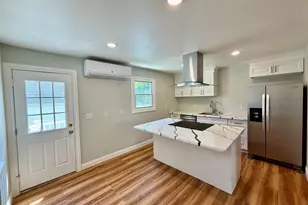 10 Elmwood St, Stamford, CT 06902 - Photo 6