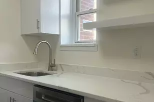 140 Grove St, Stamford, CT 06901 - Photo 8