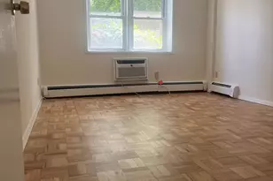 140 Grove St, Stamford, CT 06901 - Photo 14