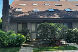 2289 Bedford St, Stamford, CT 06905 - Photo 2