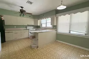 223 High St, Windham, CT 06226 - Photo 10