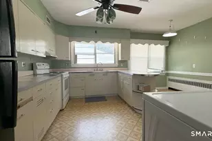 223 High St, Windham, CT 06226 - Photo 12