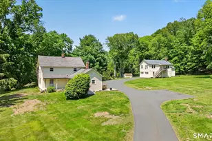 20 Huckleberry Hill Rd, Avon, CT 06001 - Photo 1