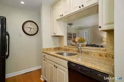 6 Hollyberry Lane #6, Ridgefield, CT 06877 - Photo 8