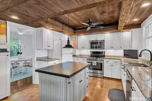 86A E Wharf Rd, Madison, CT 06443 - Photo 20