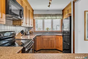 100 Sheffield St, Old Saybrook, CT 06475 - Photo 14