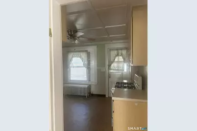 81 Robert Street, Waterbury, CT 06710 - Photo 12