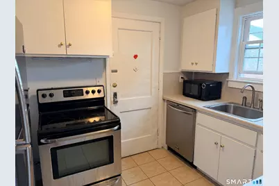 3 Grennan Road #4, West Hartford, CT 06107 - Photo 4