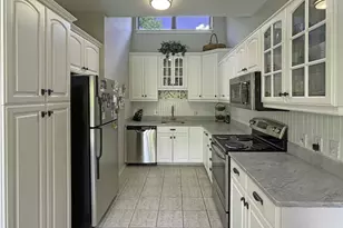 598 Heritage Vlg, Southbury, CT 06488 - Photo 10