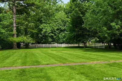 62-64 Wallacks Drive, Stamford, CT 06902 - Photo 38