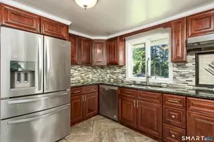26 Beechwood Dr, Wallingford, CT 06492 - Photo 6