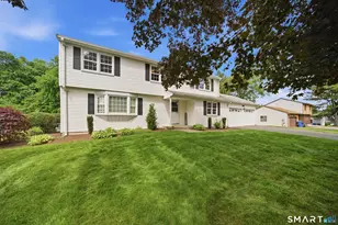 211 Valley View Rd, Manchester, CT 06040 - Photo 2