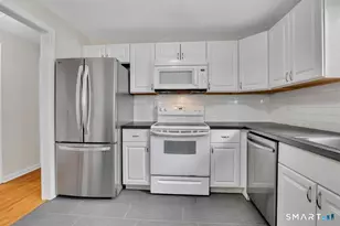 1231 Washington St, Middletown, CT 06457 - Photo 10