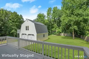 421 Shelton Rd, Trumbull, CT 06611 - Photo 32