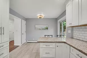 35 Crystal Ln, Fairfield, CT 06824 - Photo 10