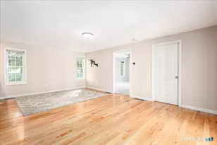 36 High Meadow Ln, Enfield, CT 06082 - Photo 16