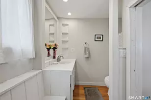 37 Fleetwood Ave, Bethel, CT 06801 - Photo 16