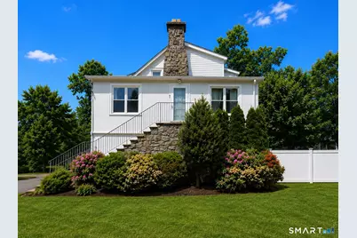 19 Urban Street, New Canaan, CT 06840 - Photo 4