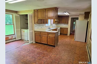 20 Courtland Drive, Shelton, CT 06484 - Photo 6