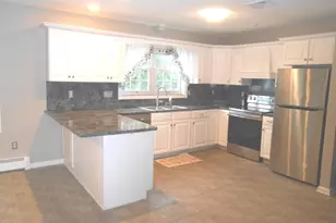 16 Hickory Rd, Naugatuck, CT 06770 - Photo 4