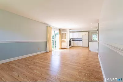 27 Esquire Drive #A, Manchester, CT 06042 - Photo 4