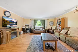 380 Anton Dr, Bridgeport, CT 06606 - Photo 8