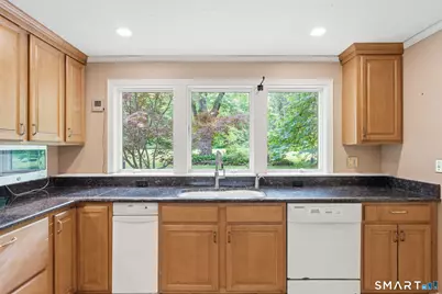 13 Juniper Road, Bloomfield, CT 06002 - Photo 14