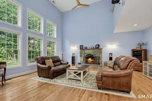 104 Franklin Rd, Milford, CT 06460 - Photo 4