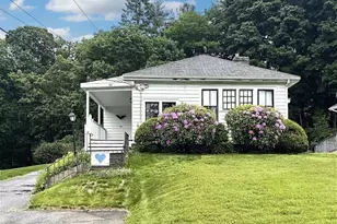 92 Highwood Ave, Southington, CT 06489 - Photo 2