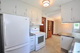 304 Rood Ave, Windsor, CT 06095 - Photo 12
