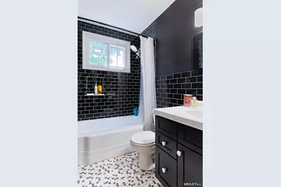 94 Mathews Street, Stamford, CT 06902 - Photo 10