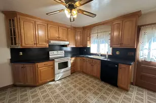 275 Scott Rd, Waterbury, CT 06705 - Photo 6