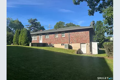 275 Scott Road, Waterbury, CT 06705 - Photo 2
