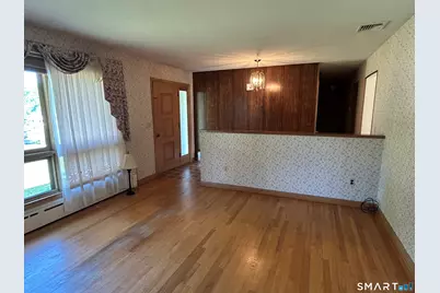 275 Scott Road, Waterbury, CT 06705 - Photo 12
