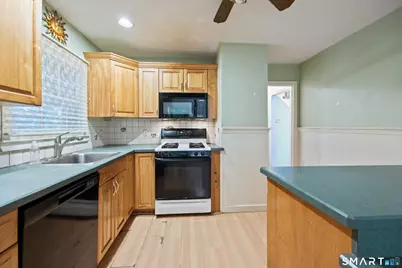 202 Moran Street, Waterbury, CT 06704 - Photo 4