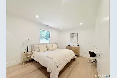33 Manor Drive, Trumbull, CT 06611 - Photo 20