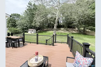 33 Manor Drive, Trumbull, CT 06611 - Photo 32