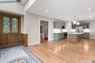 102 Huntington St, Hartford, CT 06105 - Photo 12