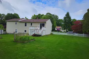 13 Fernwood St, Plainfield, CT 06374 - Photo 2