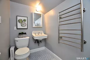 10 Toll House Ln, West Hartford, CT 06117 - Photo 16