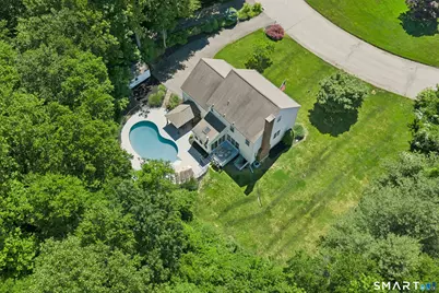 35 Pheasant Lane, Hamden, CT 06518 - Photo 30