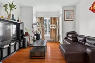 184 Peck St, New Haven, CT 06513 - Photo 2